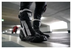 Vanucci RV6 Performance Racing Boot -Motorcycle Riding Protection 45.38.51.Sep1VanucciRV6Performanceweissschwarz21900333021