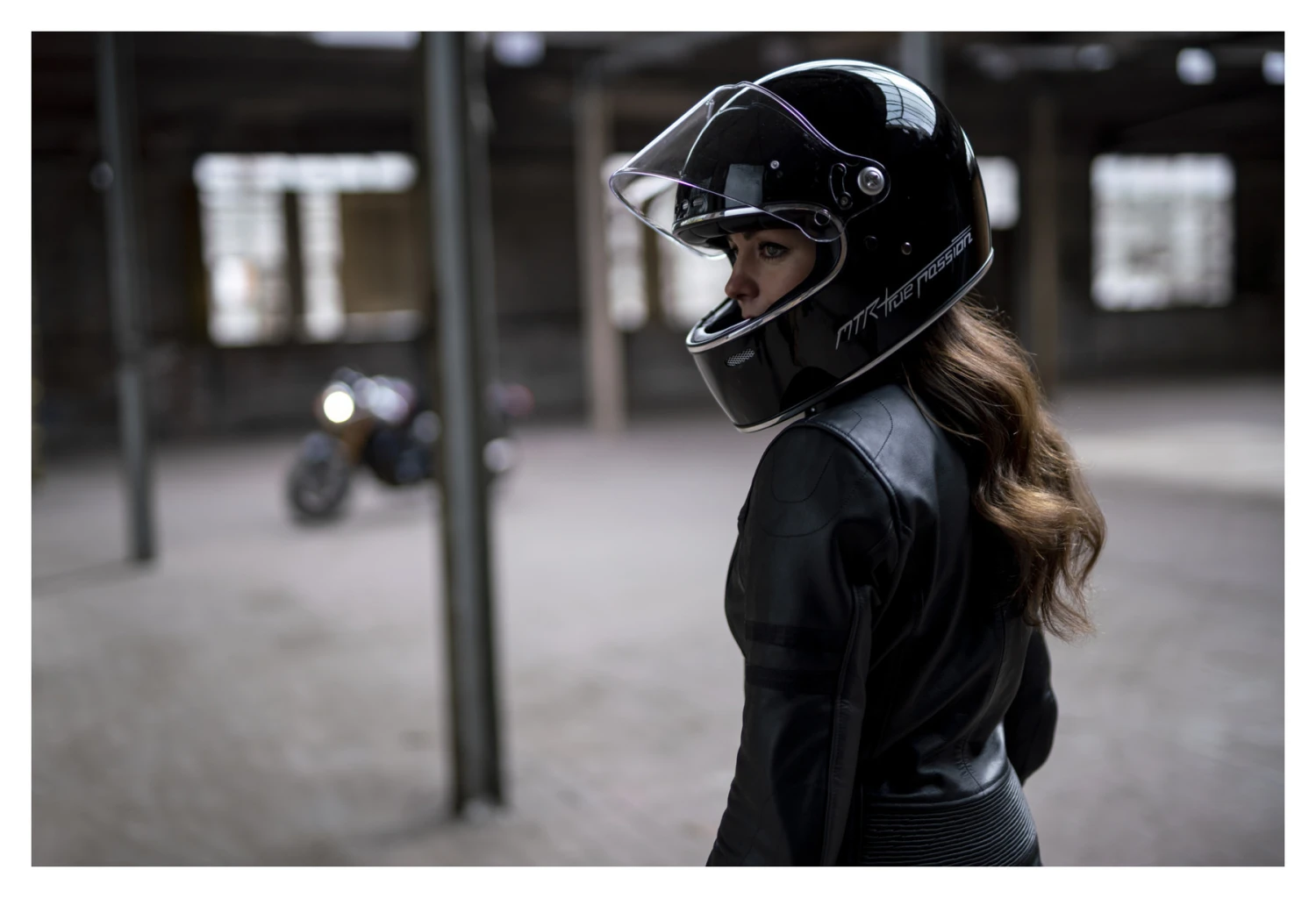 MTR Vintage Full-Face Helmet 8 MTR Vintage Full-Face Helmet - Image 8